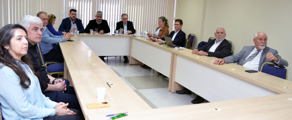 CCT 2023/24: empresários participam de Assembleia em Curitiba