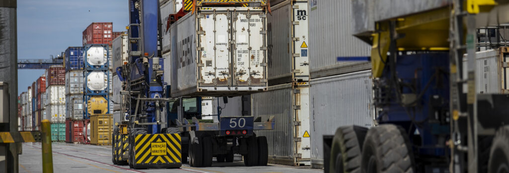 30,8 milhões de toneladas: portos fecham 1º semestre com alta de 6% na movimentação