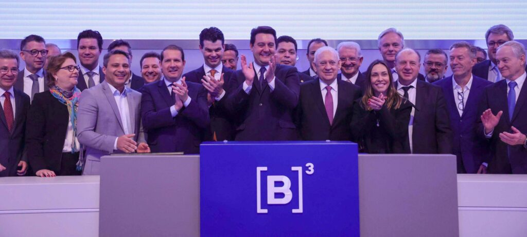 Governo do Paraná formaliza venda de ações da Copel em São Paulo