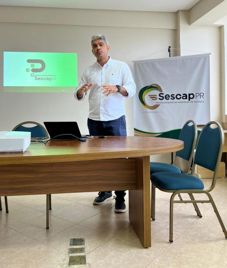 Presidente do SESCAP-PR se reúne com empresários em Maringá