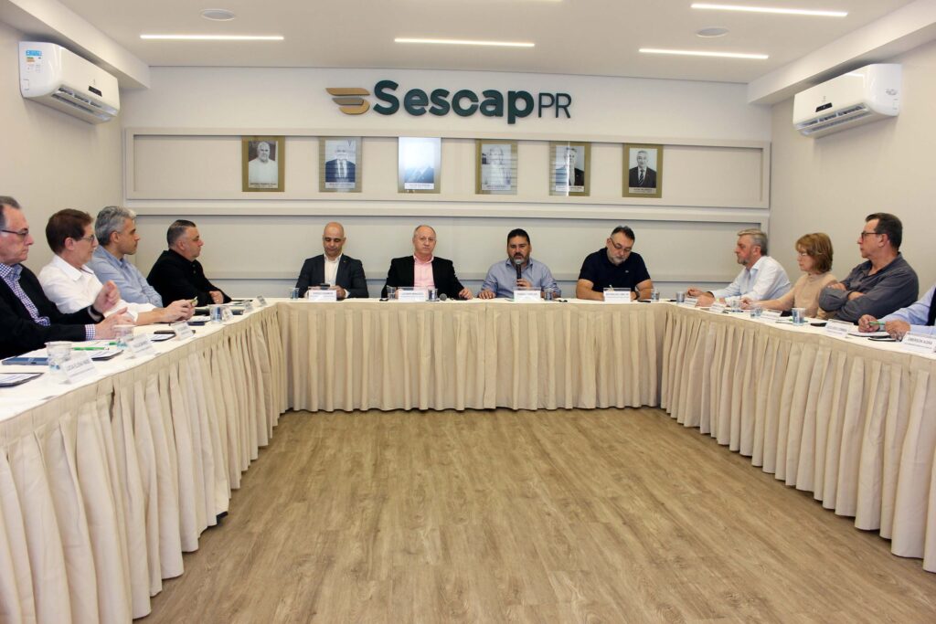 Presidentes de SESCAPs e SESCONs da região Sul se reúnem em Curitiba